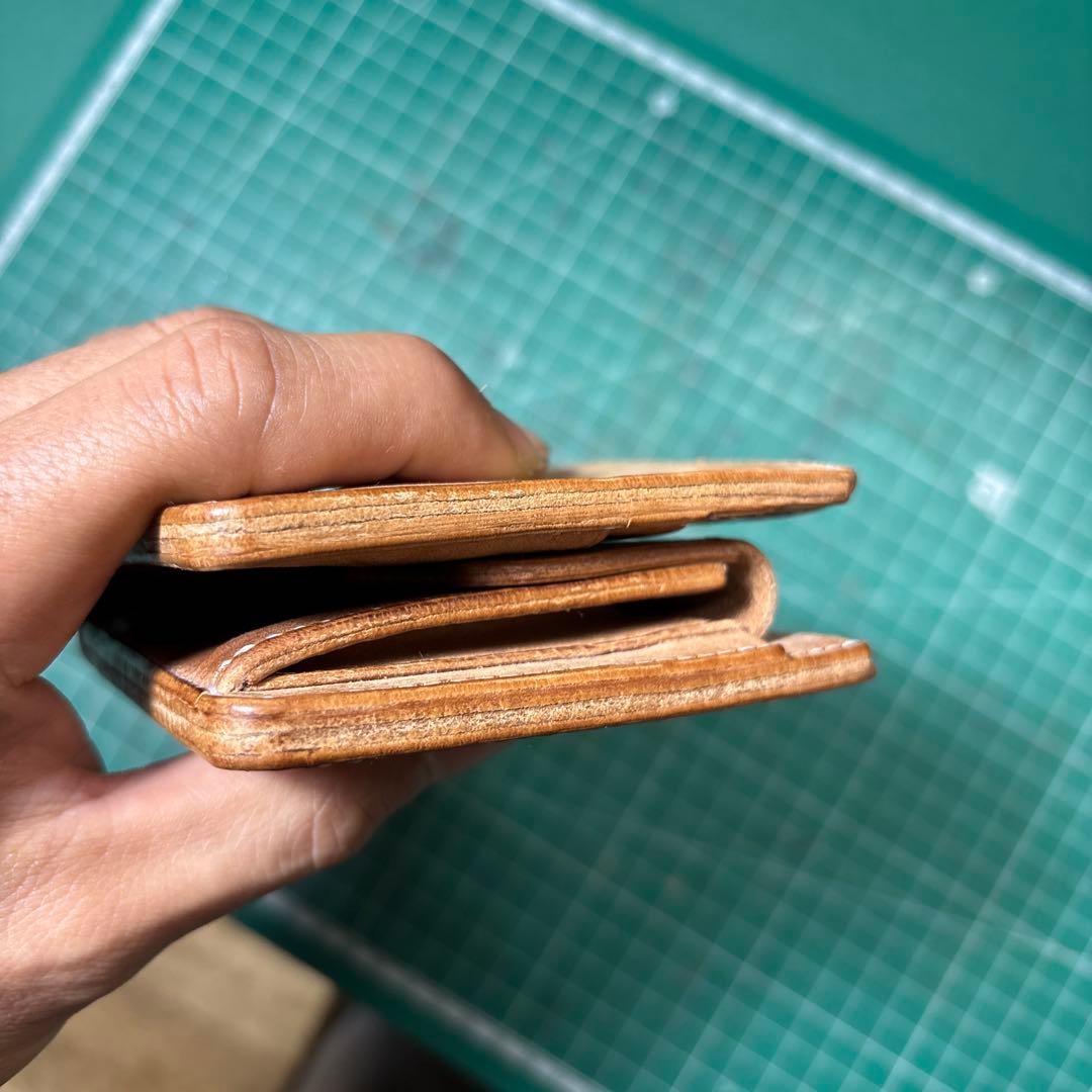 ホースバットストリップ☆ホーウィン☆ホースバット☆ナチュラル☆2つ折り☆スタンプ