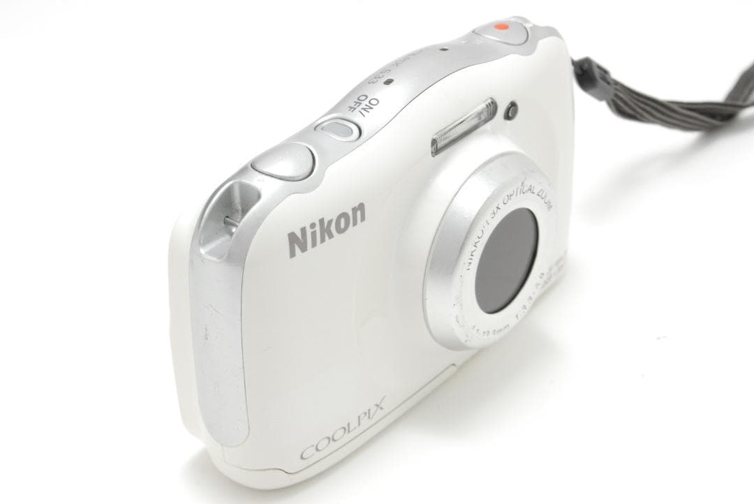 Nikon Coolpix s33 white 防水・耐衝撃カメラ 動作確認済