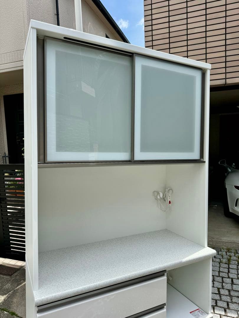 超美品 ニトリ食器棚アルミナ2／早い者勝ち！