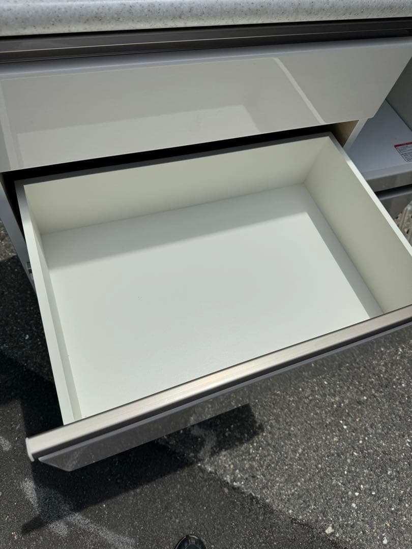 超美品 ニトリ食器棚アルミナ2／早い者勝ち！