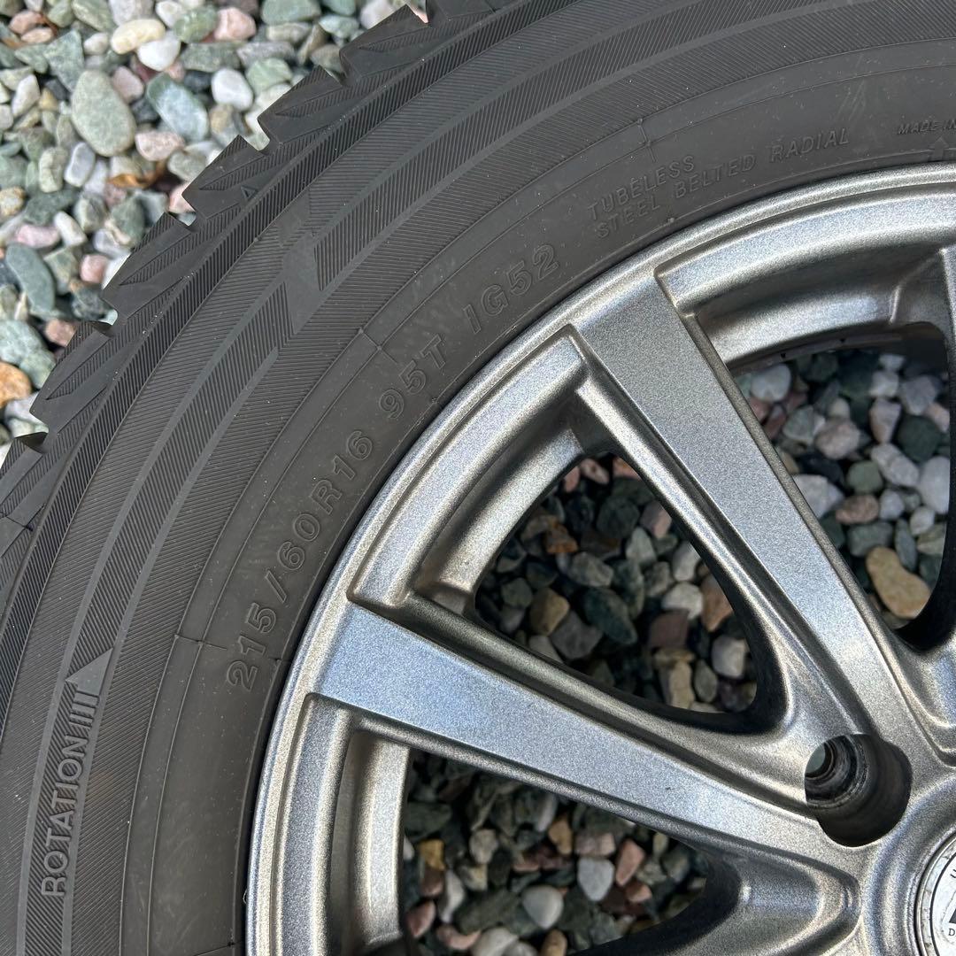 【4本同時購入必須①/4】 ヨコハマスタッドレス ホイール付き215/60R16