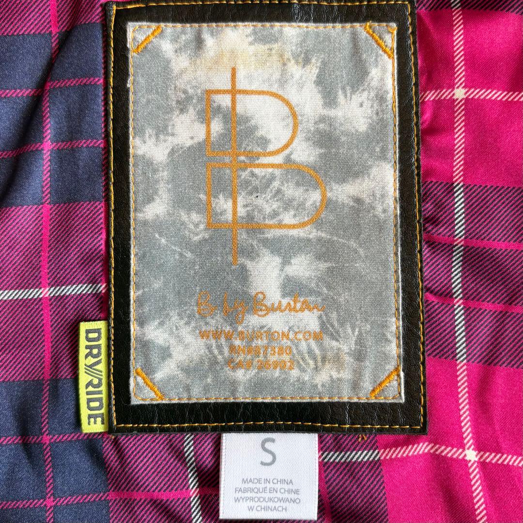 BURTONスノーボードウェア　レディース　セットアップ