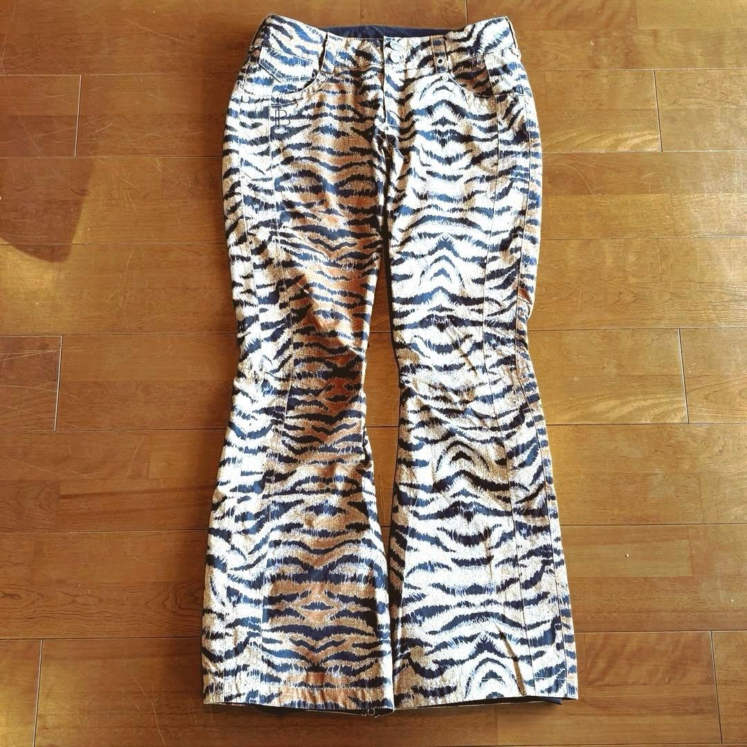 BURTONスノーボードウェア　レディース　セットアップ