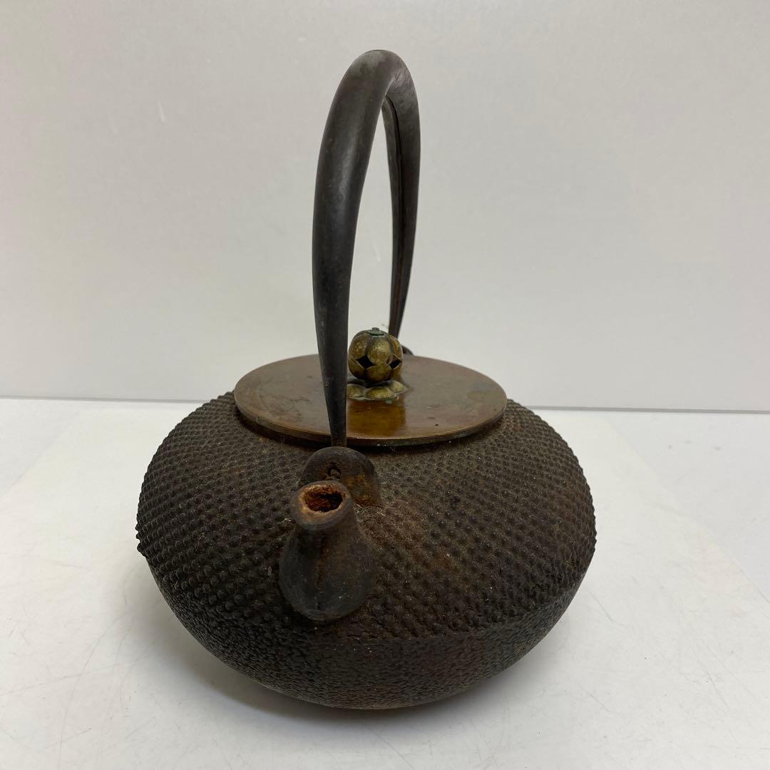 龍文堂　あられ鉄瓶　1322g タニチ　東さ8-0104②