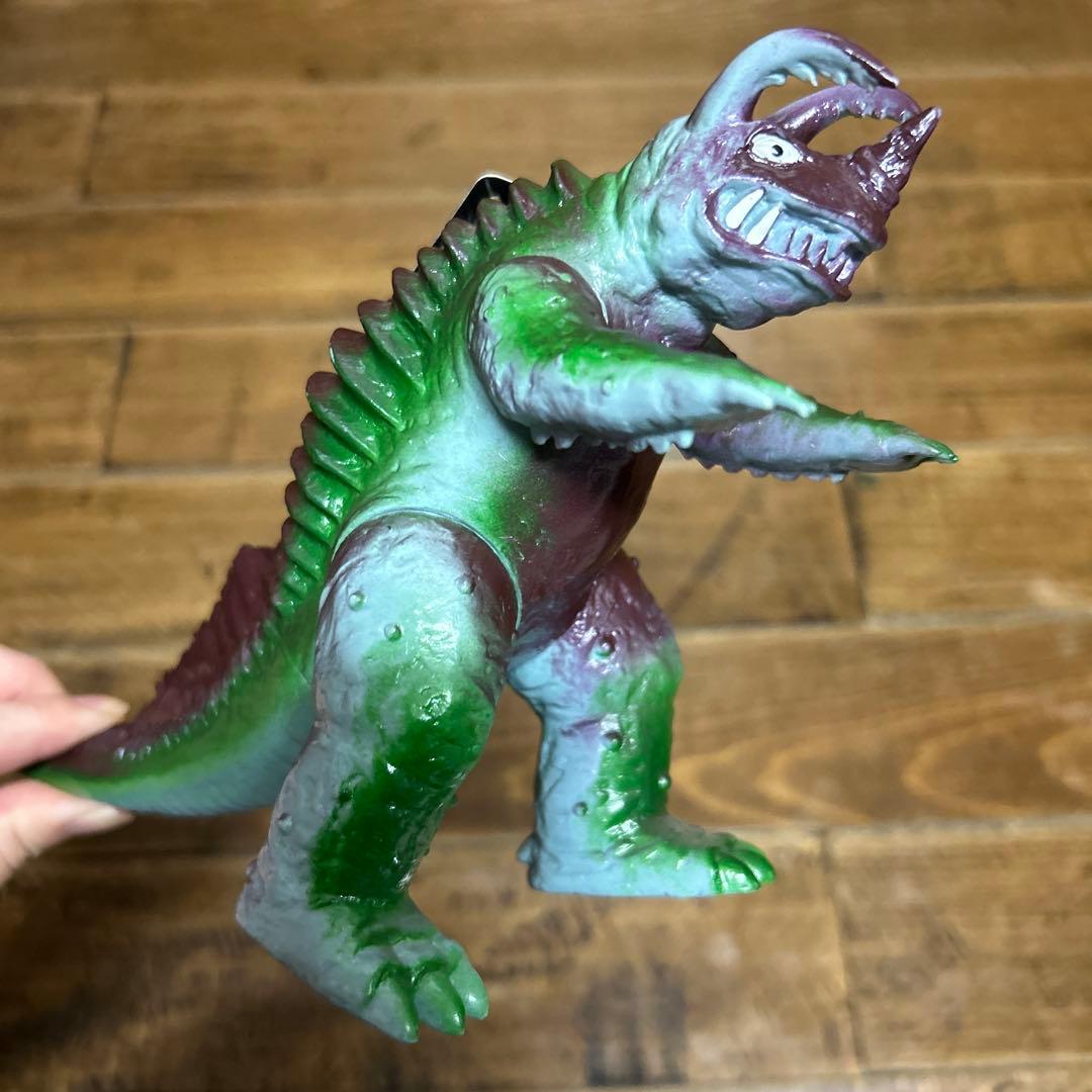 怪獣ソフビ　まとめ売り