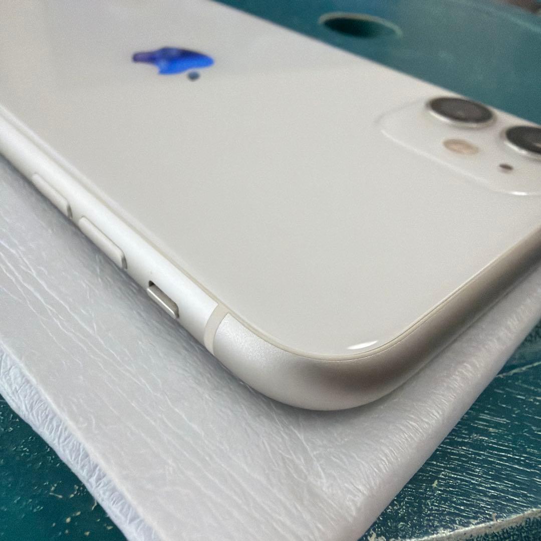 iPhone 11 ホワイト 64GB 本体 箱のみ