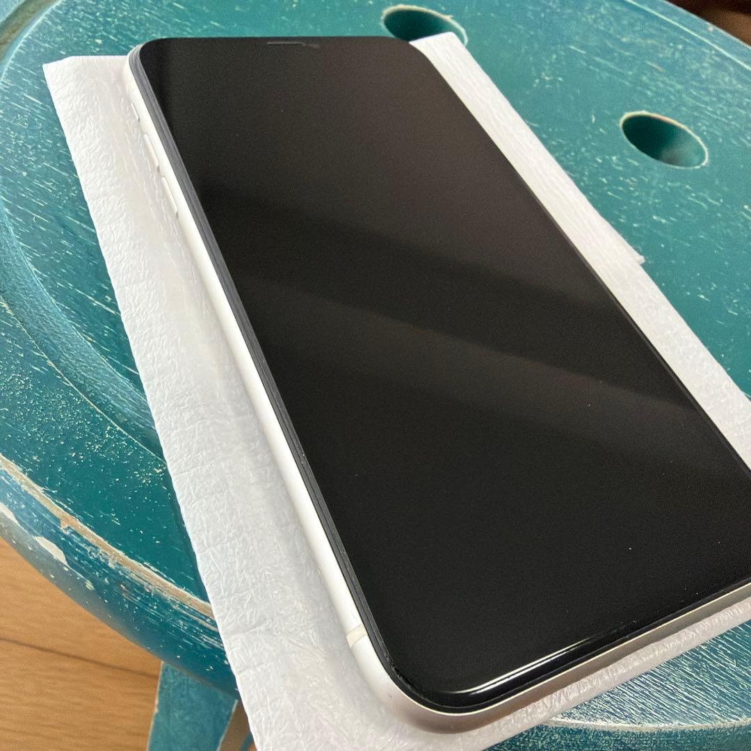 iPhone 11 ホワイト 64GB 本体 箱のみ
