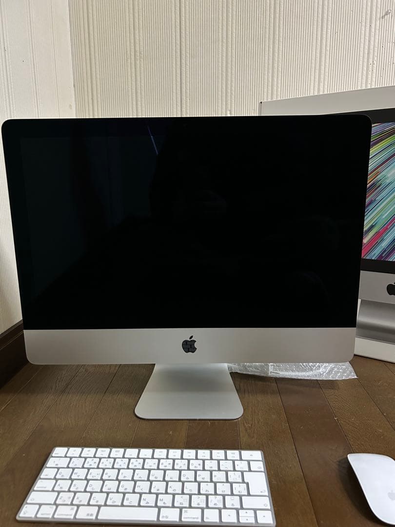 【美品】iMac Retina 4K. 21.5-Inch. 2019