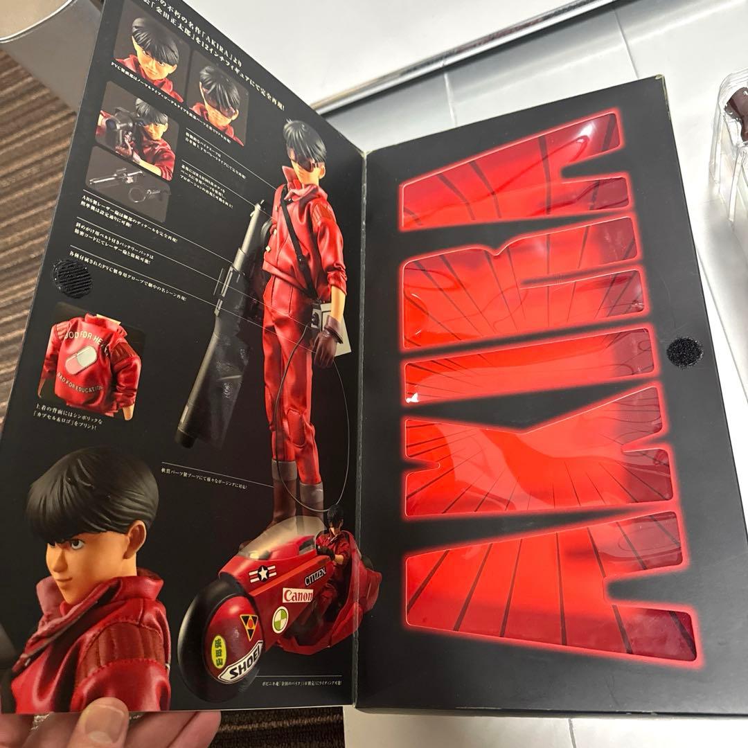 AKIRA アキラ　金田正太郎フィギュア1/6 メディコム・トイ バンダイ