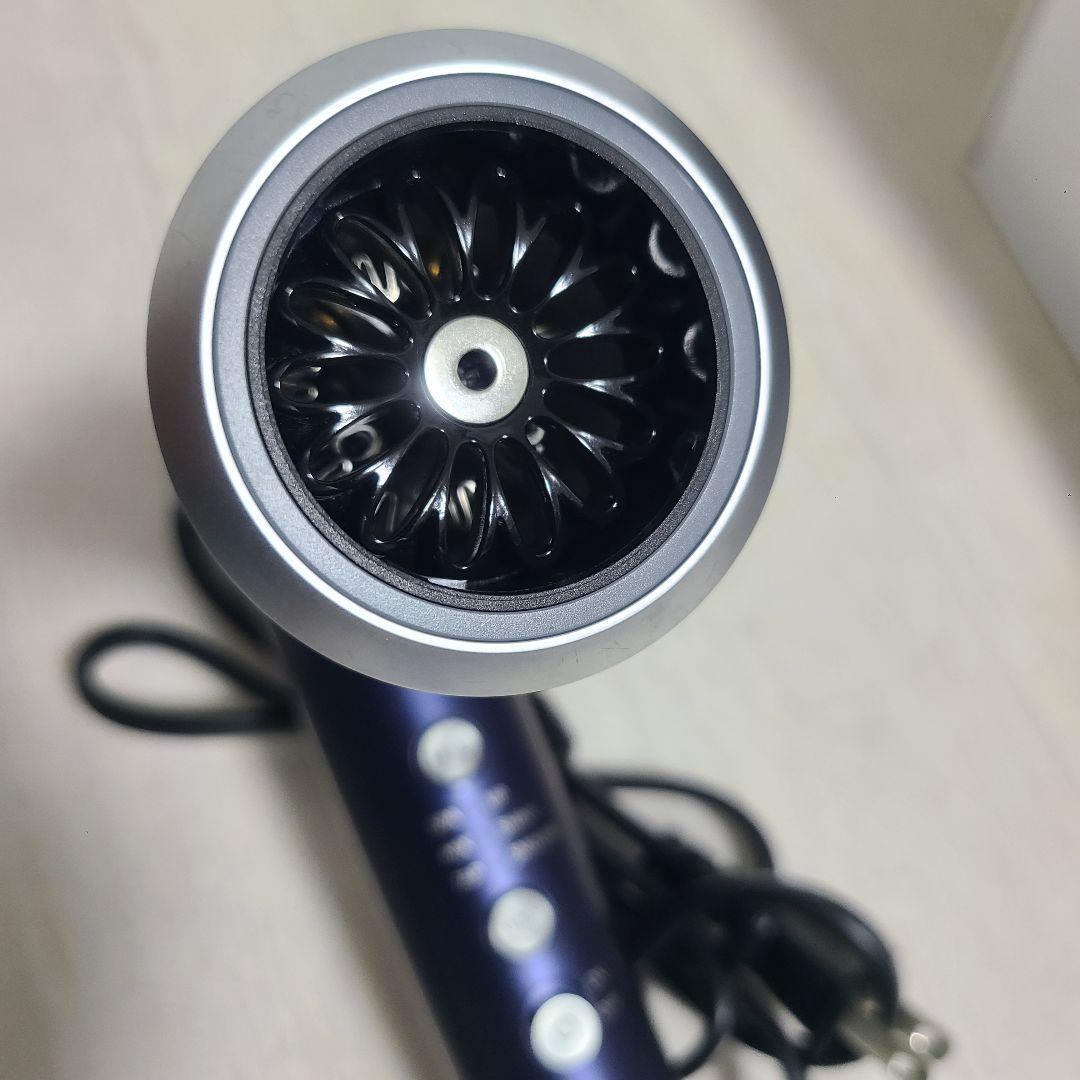 【極美品】YAMAN ヘアドライヤー リフトドライヤーS ネイビー　YJHC1L