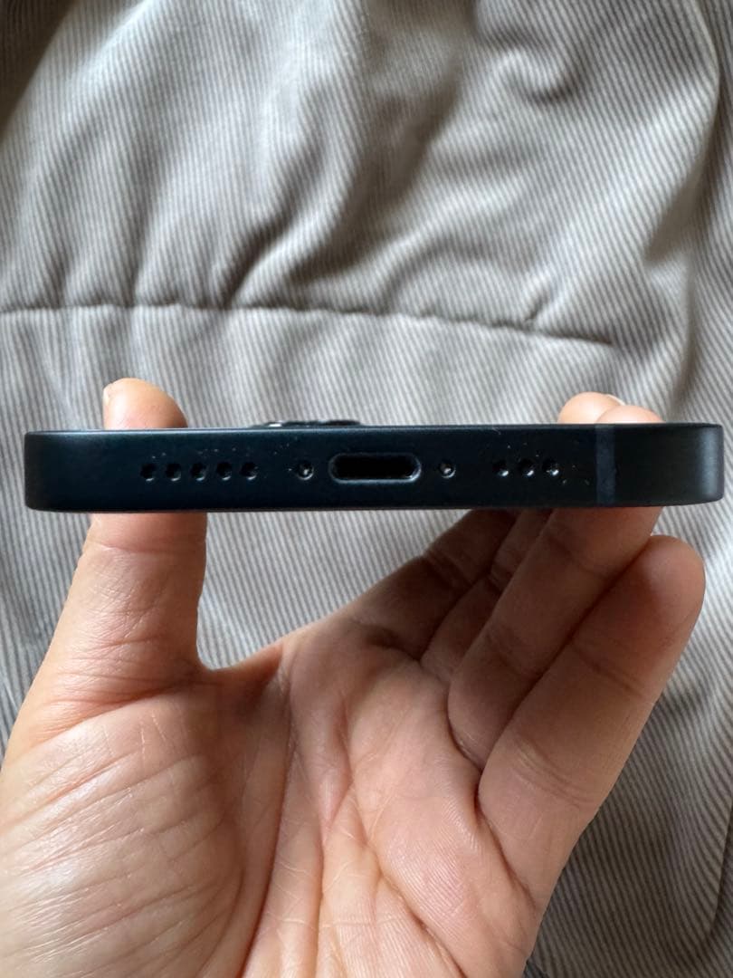 美品！無傷！　iPhone13 256G ミッドナイト