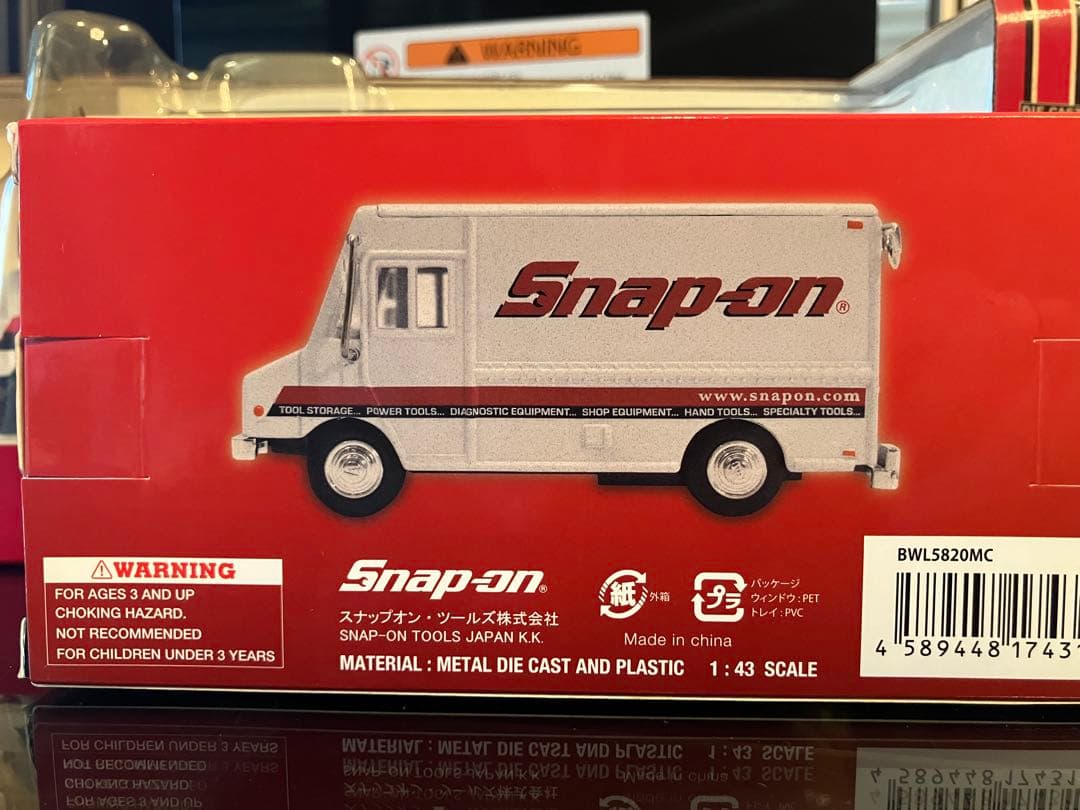 Snap-on MT-55 Freightliner ミニカー 1:32