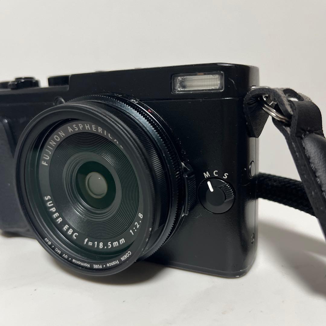 Fujifilm X70 ブラック