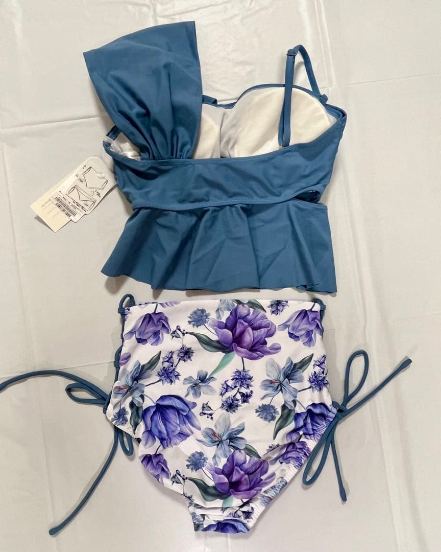 【新品未使用】三愛BLUE EDGE ワンショルダーペプラムビキニと水着用パッド