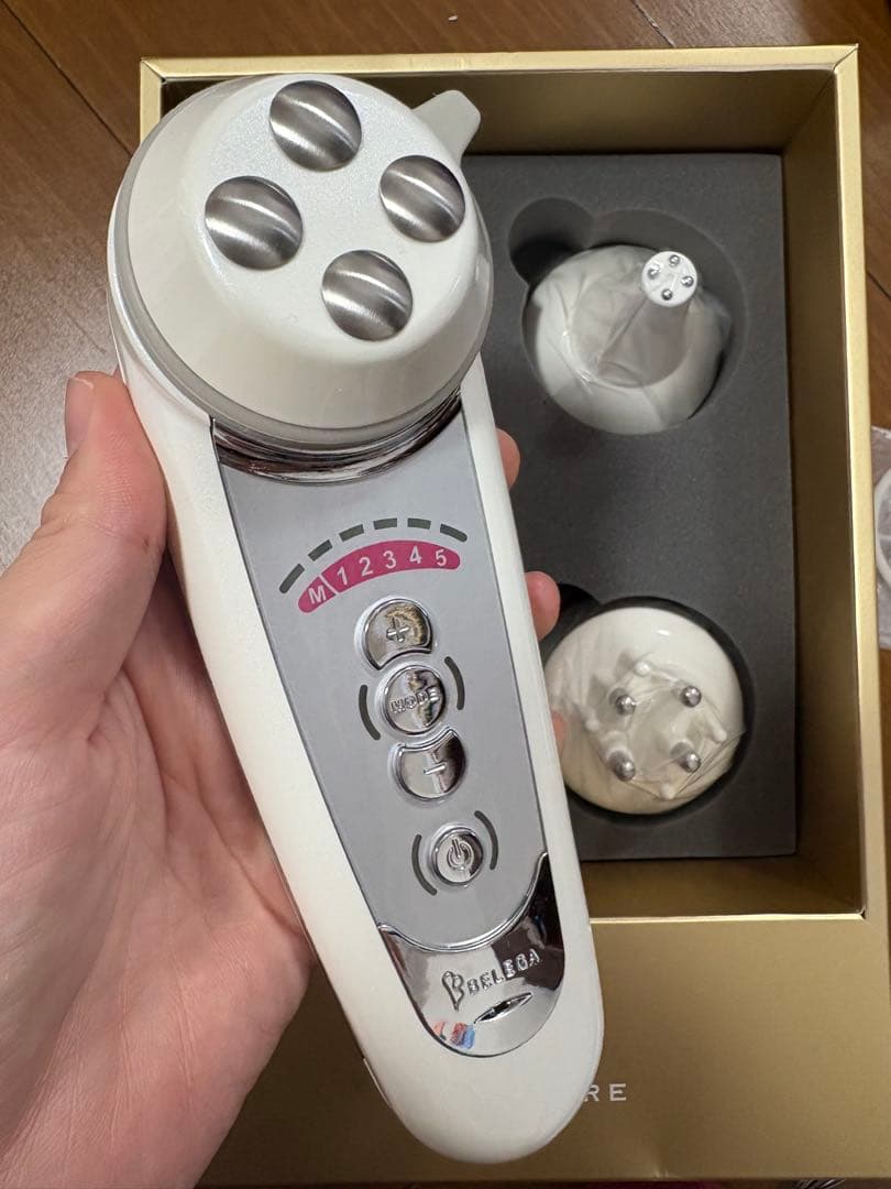 最終値下げ★美品★セルキュア 4T プラス 美顔器 ベルガ 美容家電 美容器