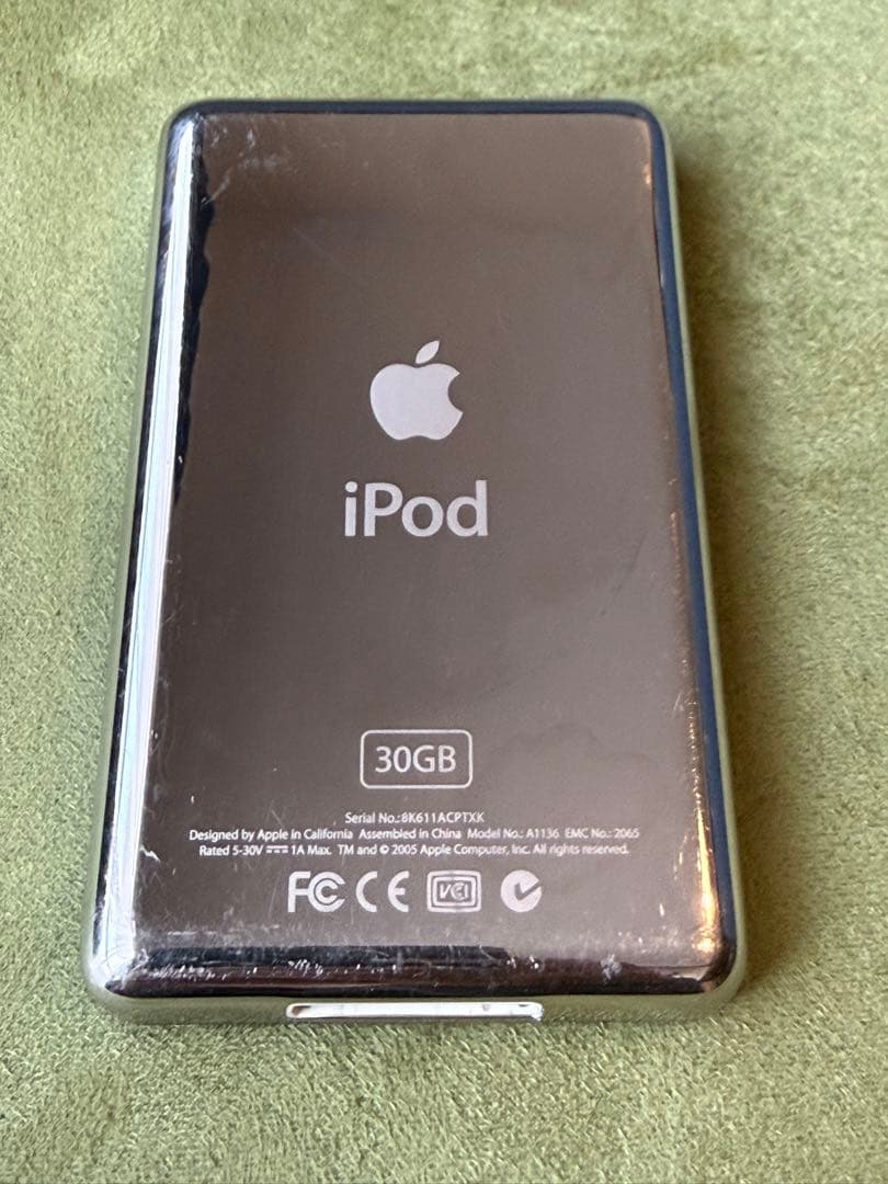 Apple iPod A1136 & A1367 セット売り