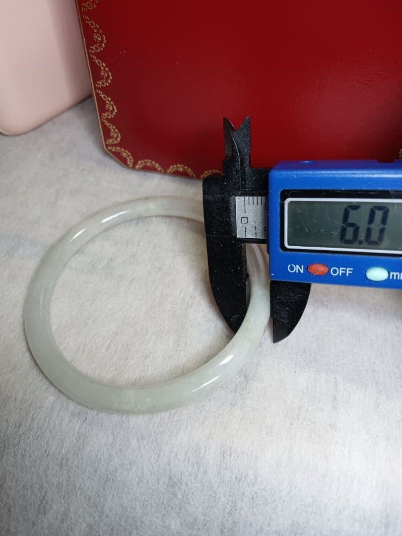 おすすめ✨新品✨天然翡翠 バングル ミャンマー　A貨　無含浸無着色　サイズ57