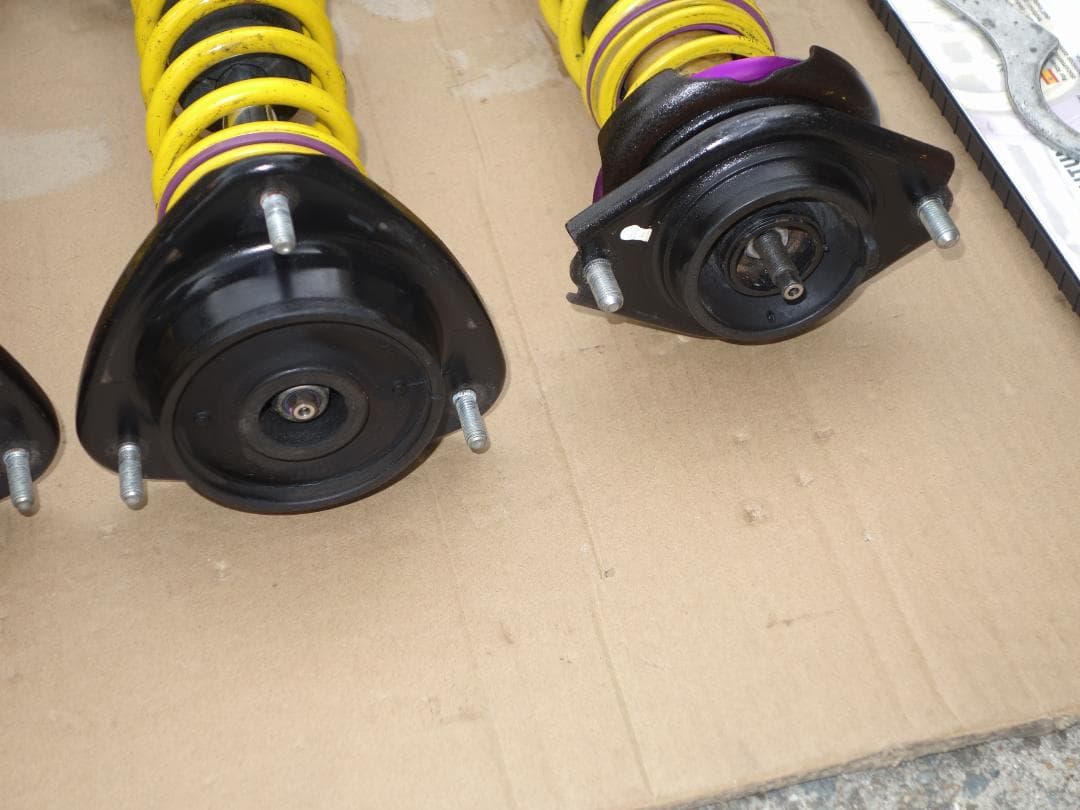 走行小 ２WAY KW V3 車高調 brz zn6 86 zd8 zn8