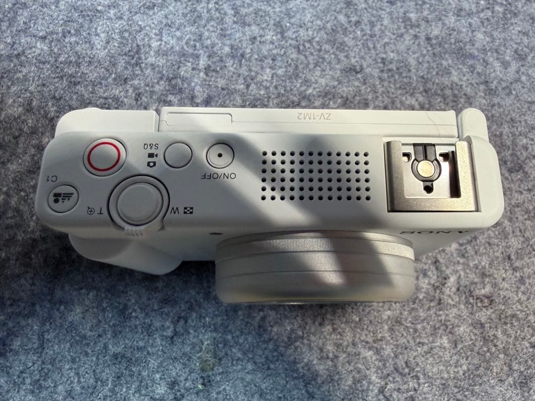 SONYソニーZV1-M2 ホワイト　SDカード256GB、予備バッテリー付き