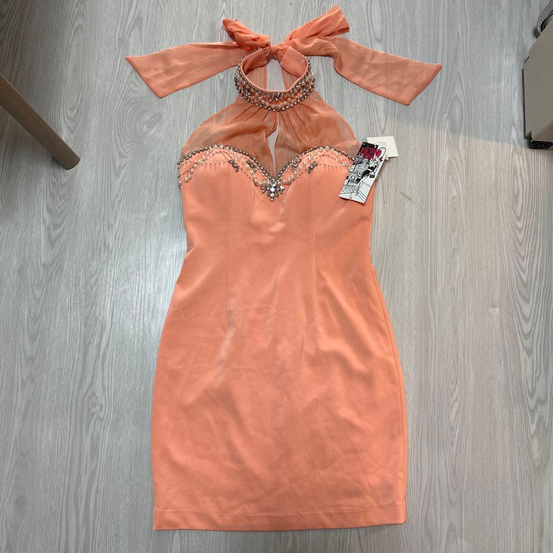 新品未使用ビヨンドイルマ　ホルダーネックドレス