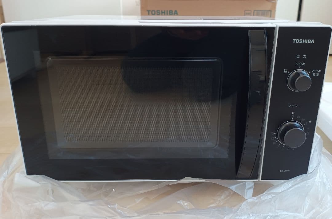 【未使用品】TOSHIBA 電子レンジ　ER-M17Y ホワイト 2025年製