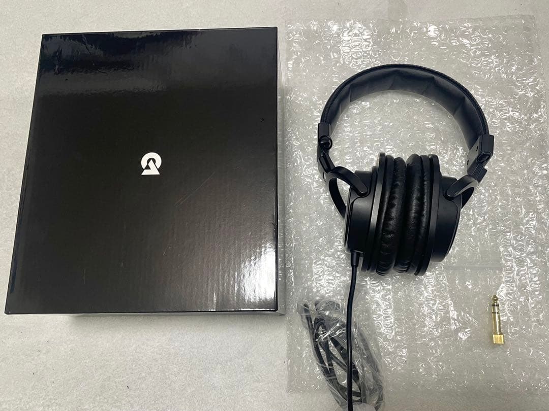 DUSTCELL　ヘッドホン