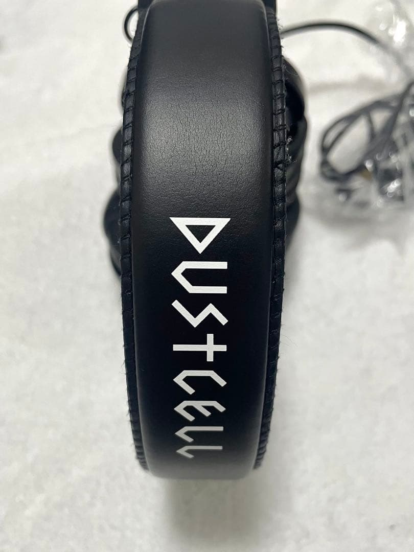 DUSTCELL　ヘッドホン