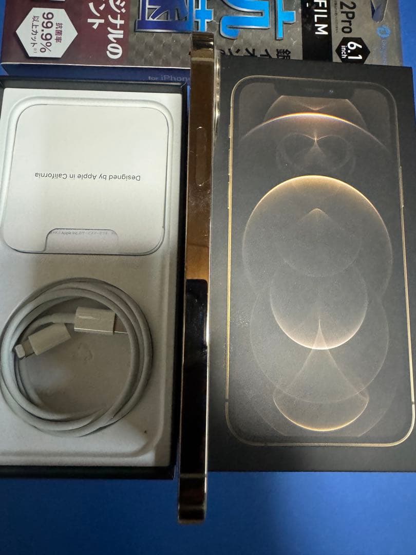 送料込美品SIMフリーiPhone12proAppleWatchSeries 4