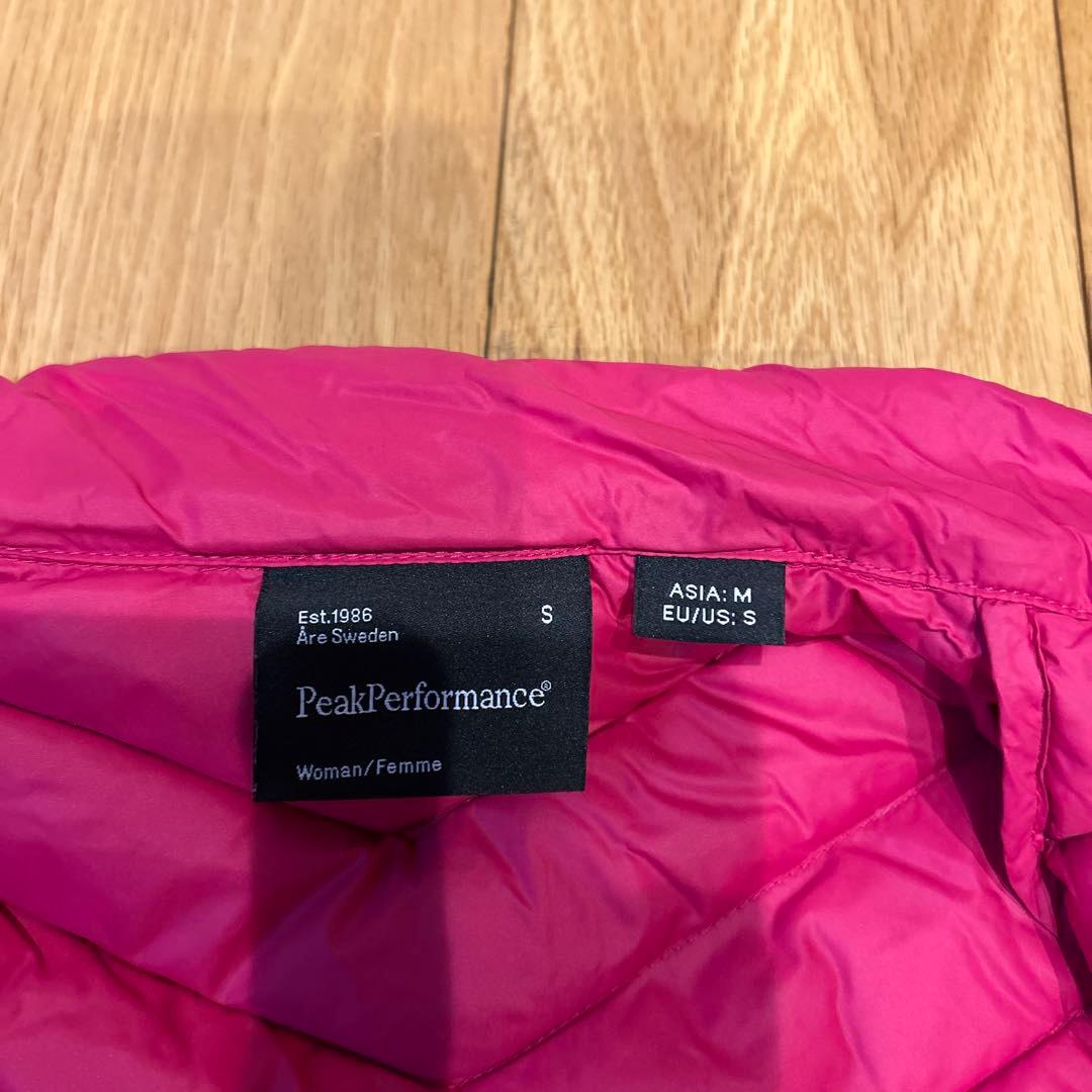 PeakPerformance ピンクベスト Sサイズ（日本サイズM相当）
