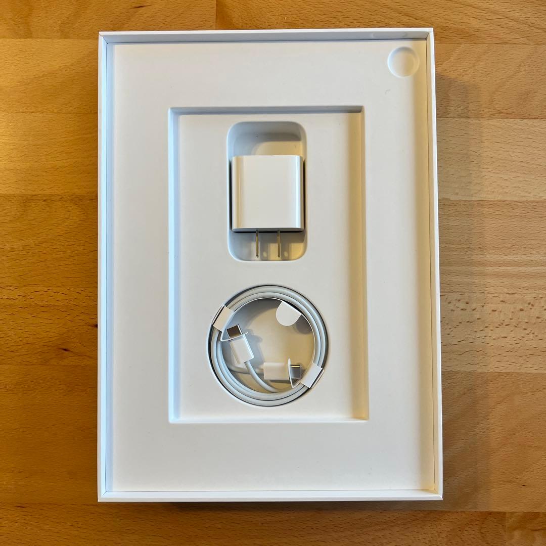 【美品】 iPad Air 第5世代 256GB Wi-Fi 箱有 おまけ付き