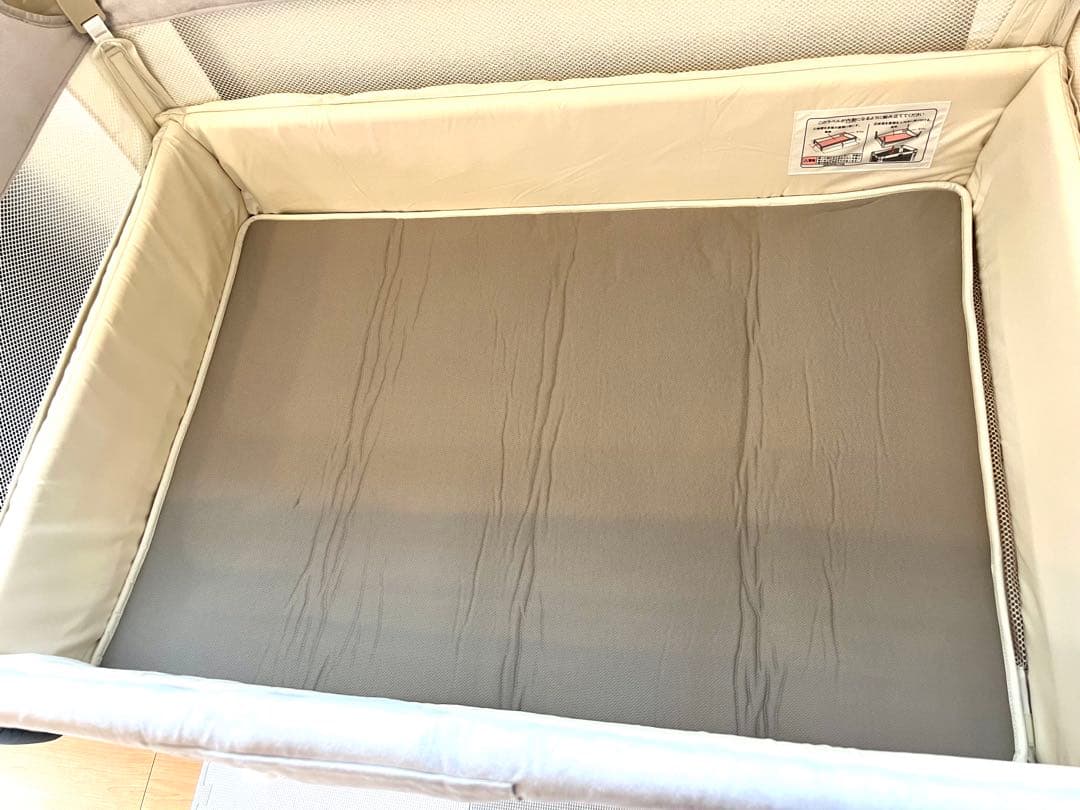 アップリカ ココネル エアープラス　ホワイトベージュ　⭐︎静岡受取でお値引