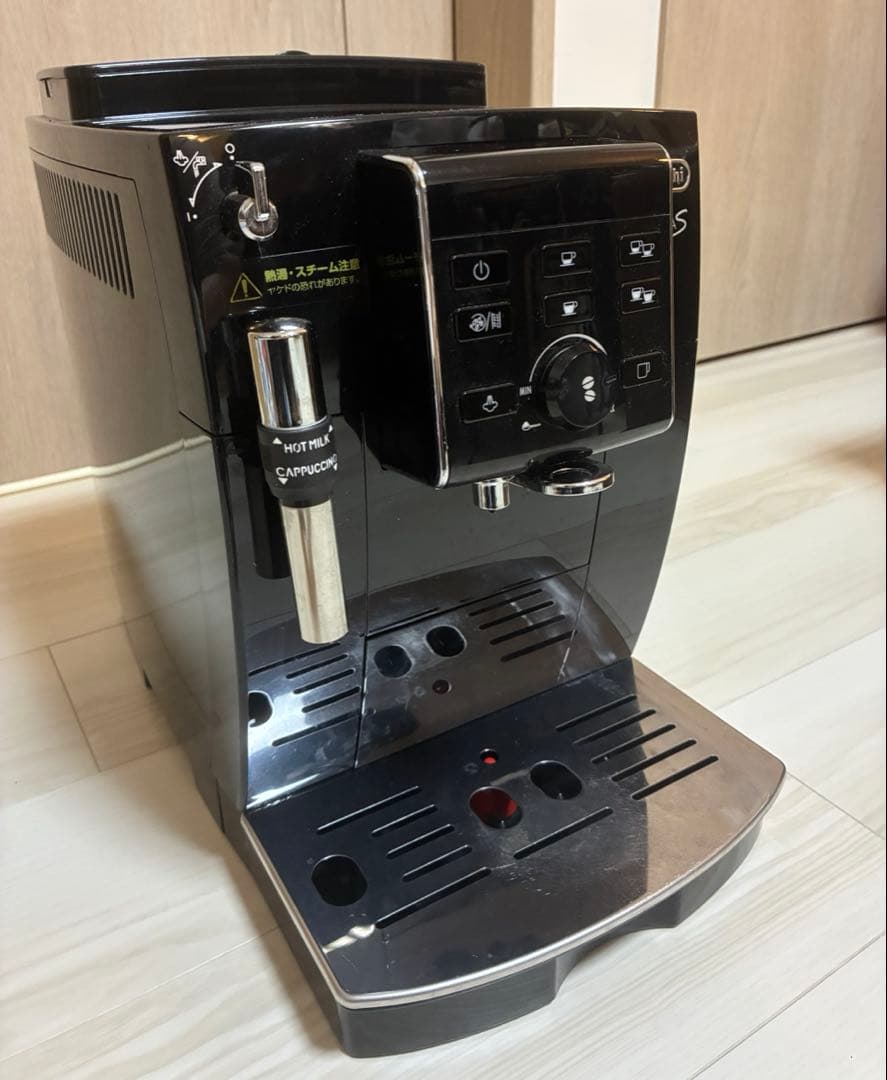 デロンギ マグニフィカS ECAM23120 エスプレッソマシン