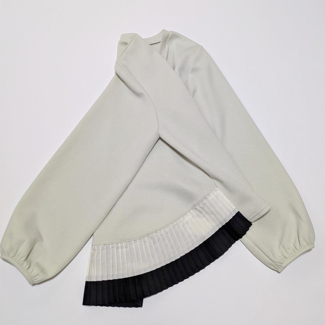 25年モデル❢ ビアズリー スソプリーツプルオーバー 淡いグリーン