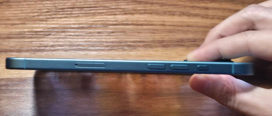 【バッテリー100%】iPhone 16 Plus 256GB ティール