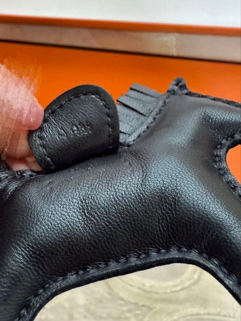 ⭐️未使用近い⭐️HERMES ロデオチャーム PM ソーブラック