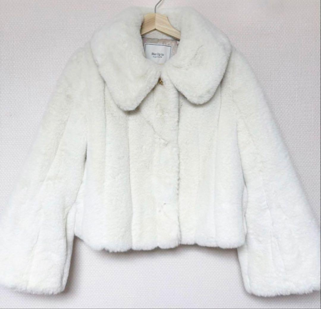 ジャケット・アウター Herlipto Winter Love Faux Fur Coat white