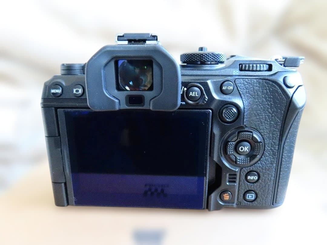 OM SYSTEM OM-1 Mark II ボディ　ショット数50回