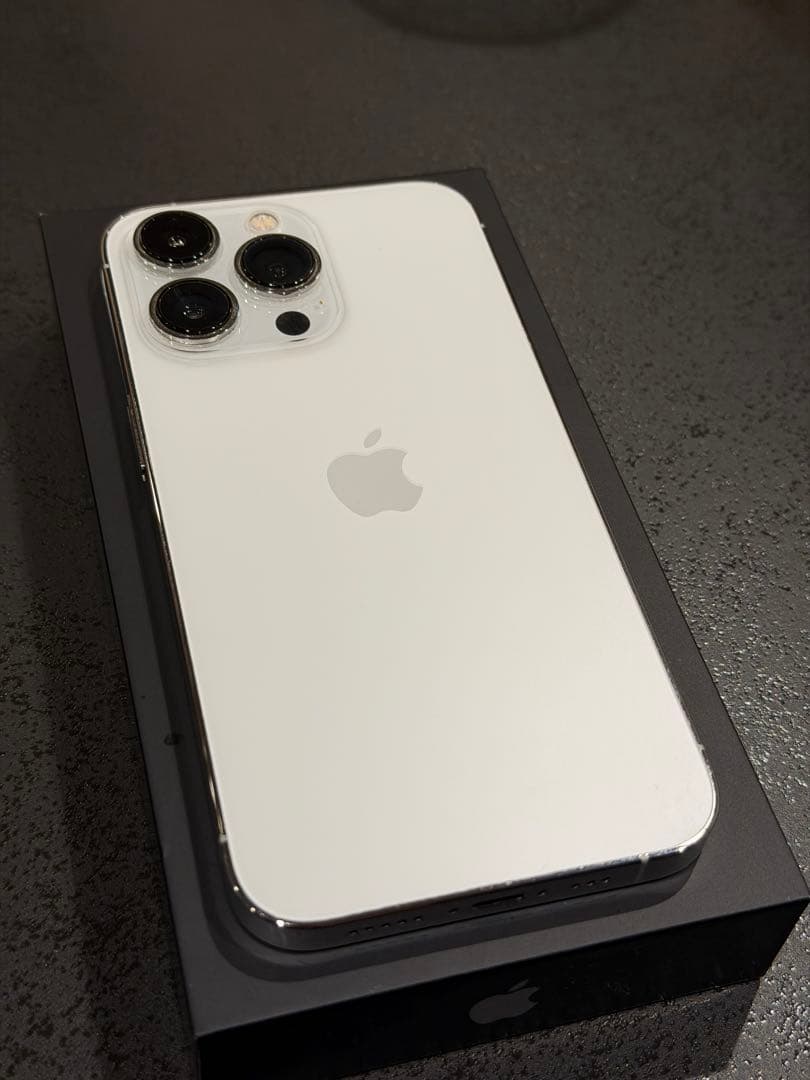 Apple iPhone 13 Pro シルバー 本体　128GB