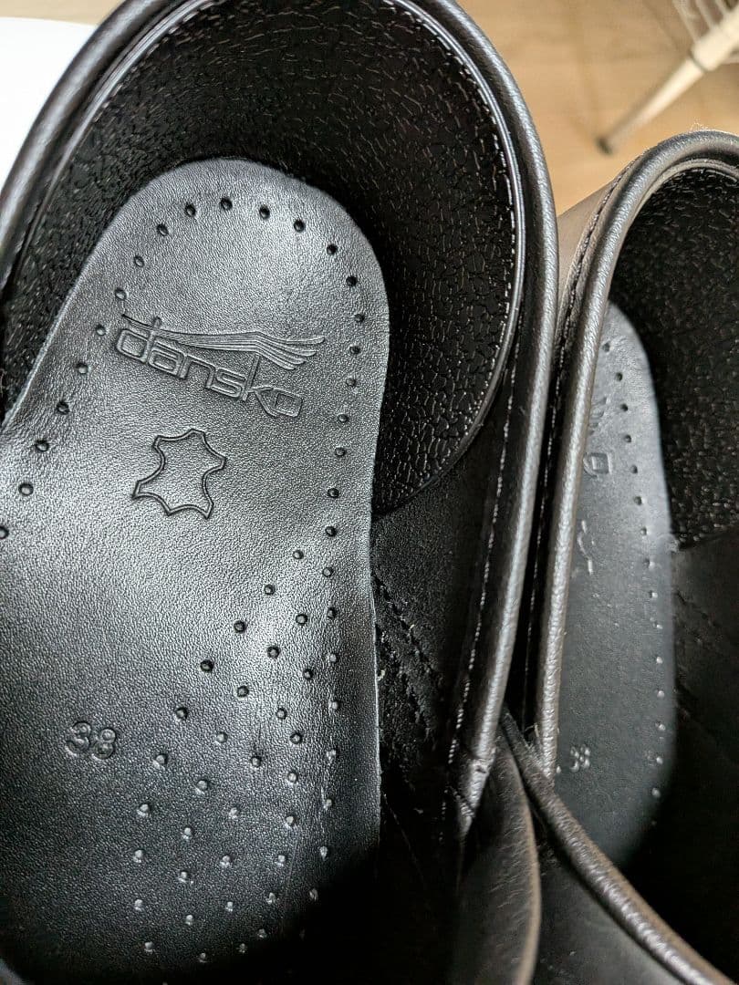 超超超.美品　dansko 　ダンスコ　ブラック 　38
