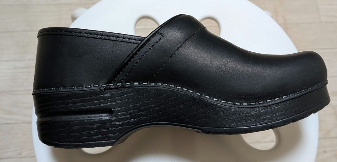 超超超.美品　dansko 　ダンスコ　ブラック 　38