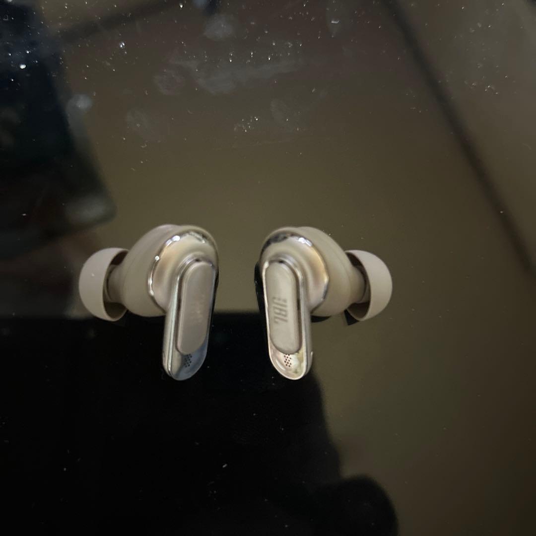 イヤホン jbl tour pro 2