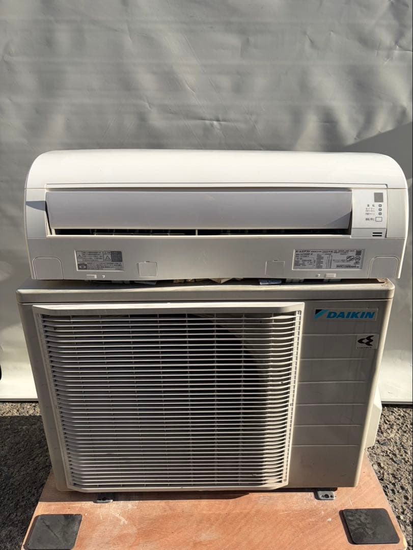 大阪府限定　ダイキン　エアコン　AJT40XNP-W 2020年