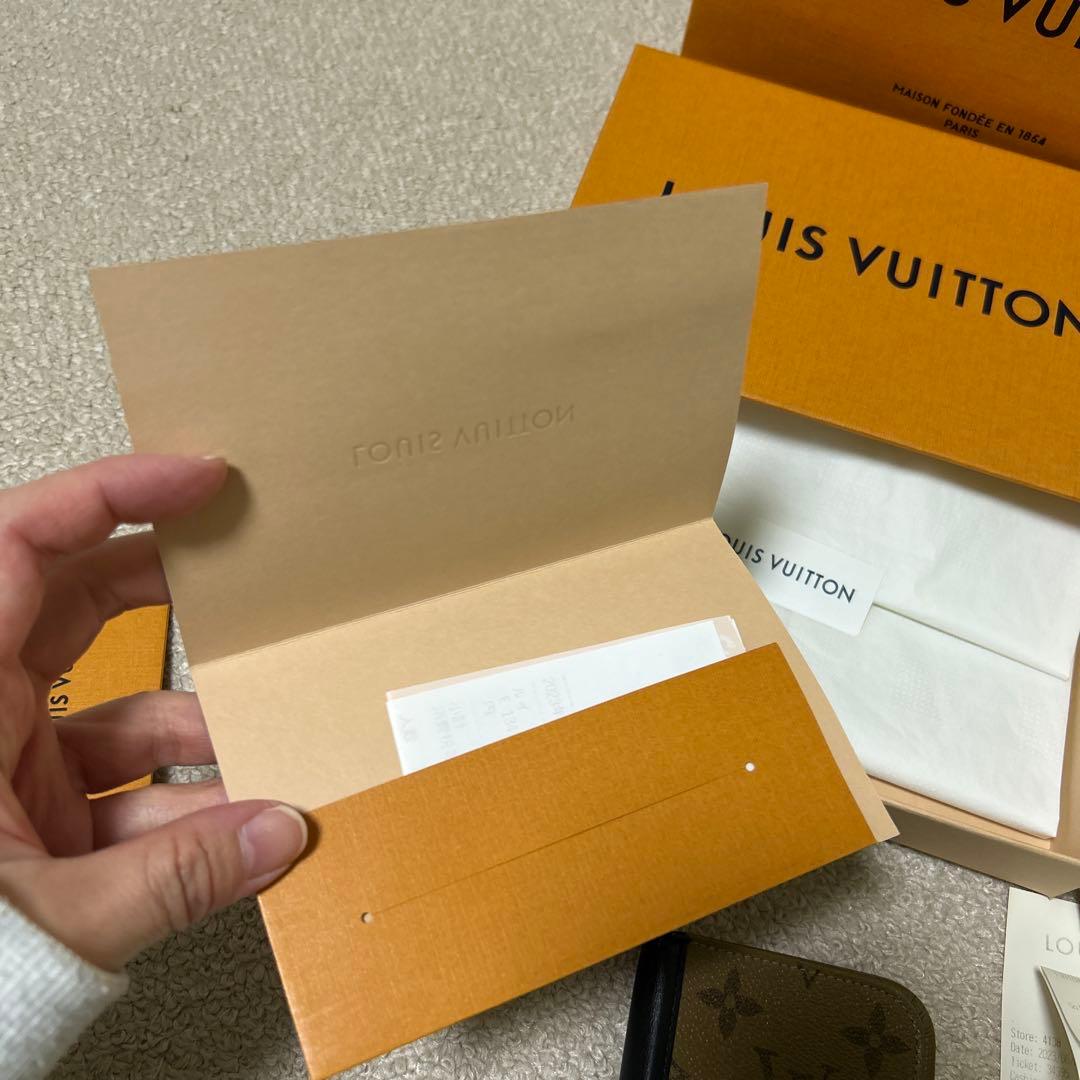 LOUIS VUITTON モノグラムリバースフォリオ iPhone14Pro