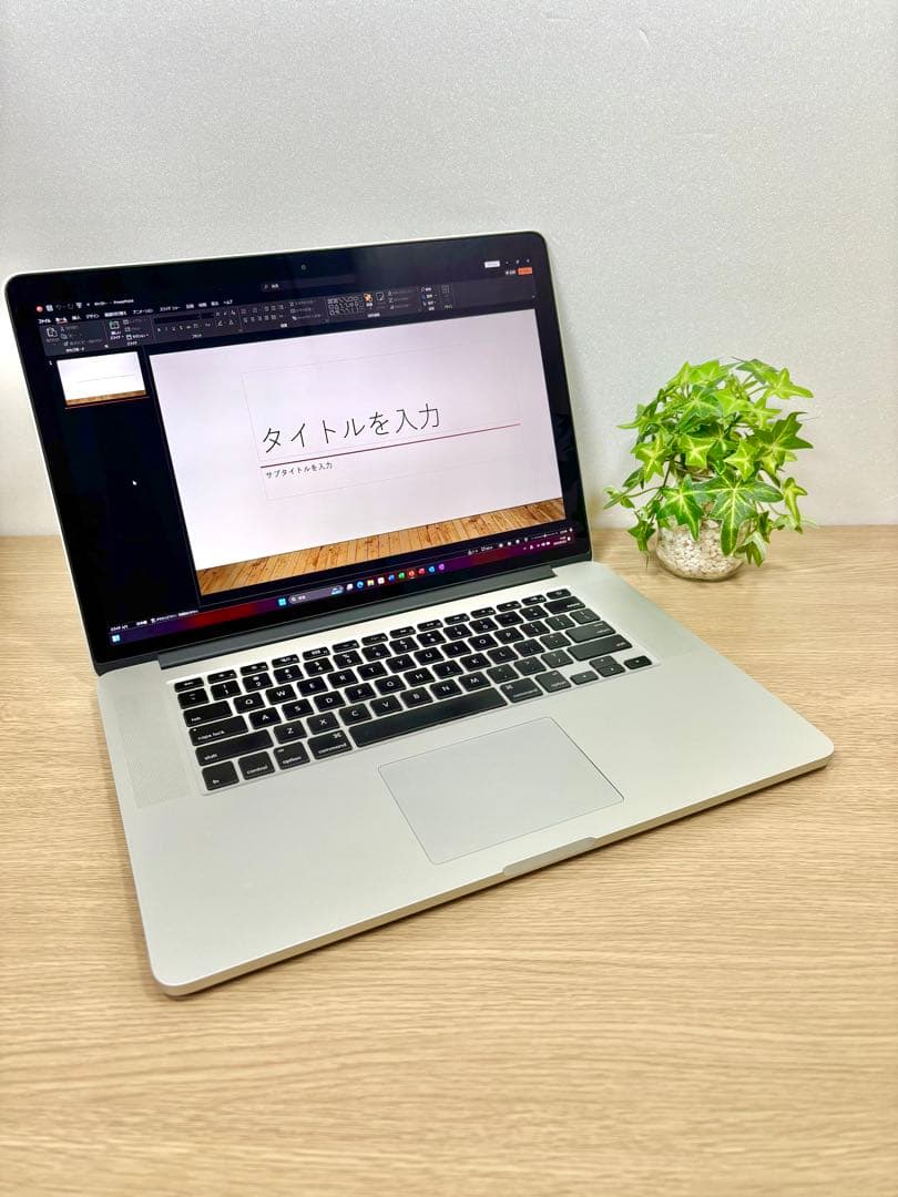 最上位3K！ MacBook Pro 15.6 Core i7 Win11