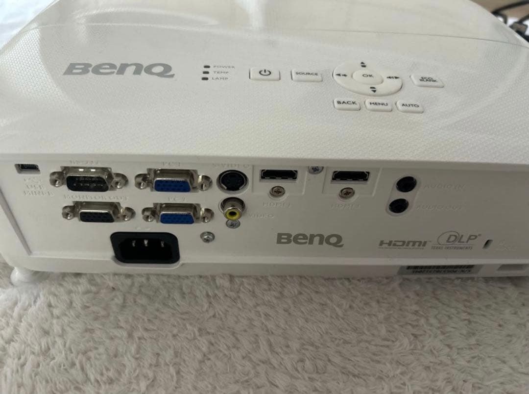BenQ プロジェクター エコ配歓迎