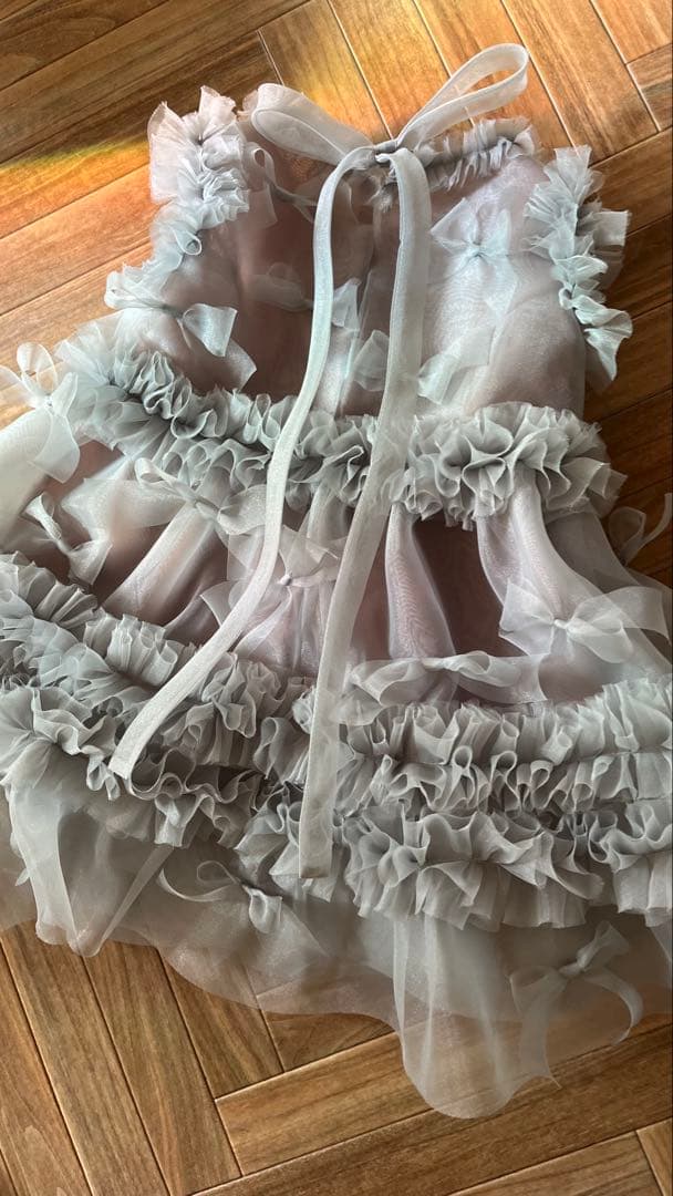 グレー フリル リボン付き チュールドレス