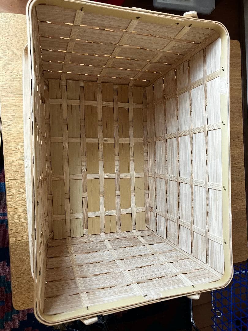 福田真理子さんの蓋付きかご