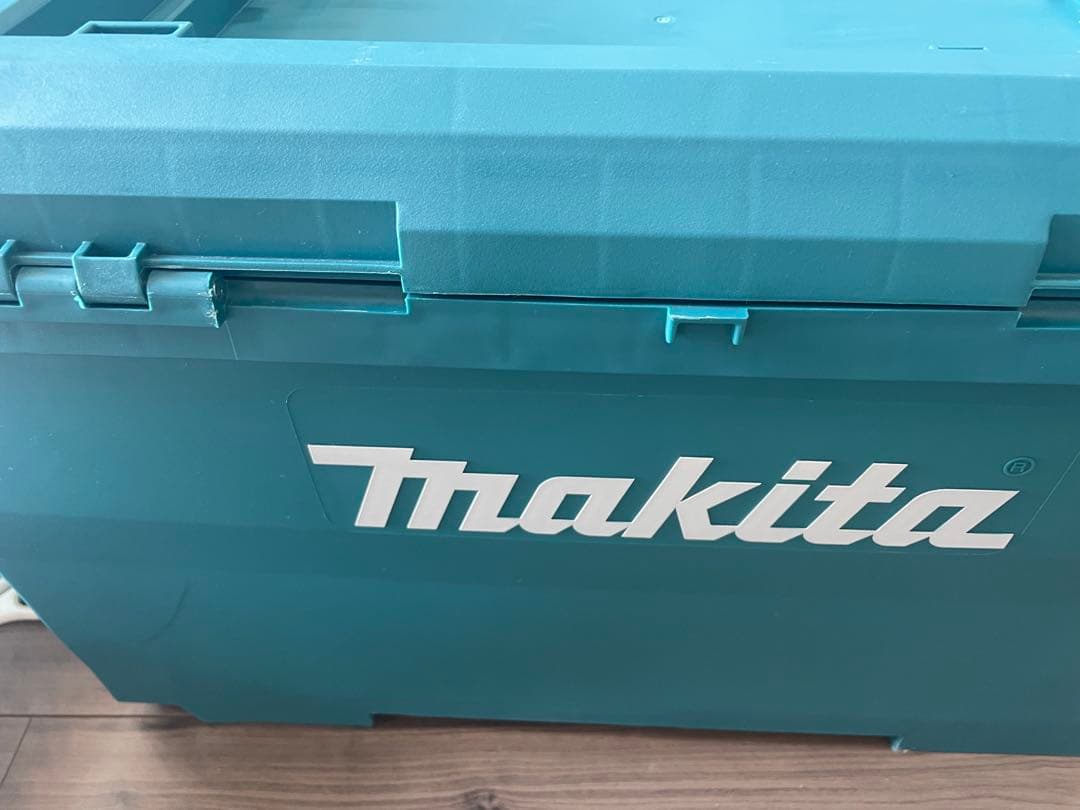 新品　マキタ　MHW080DZ 充電式高圧洗浄機