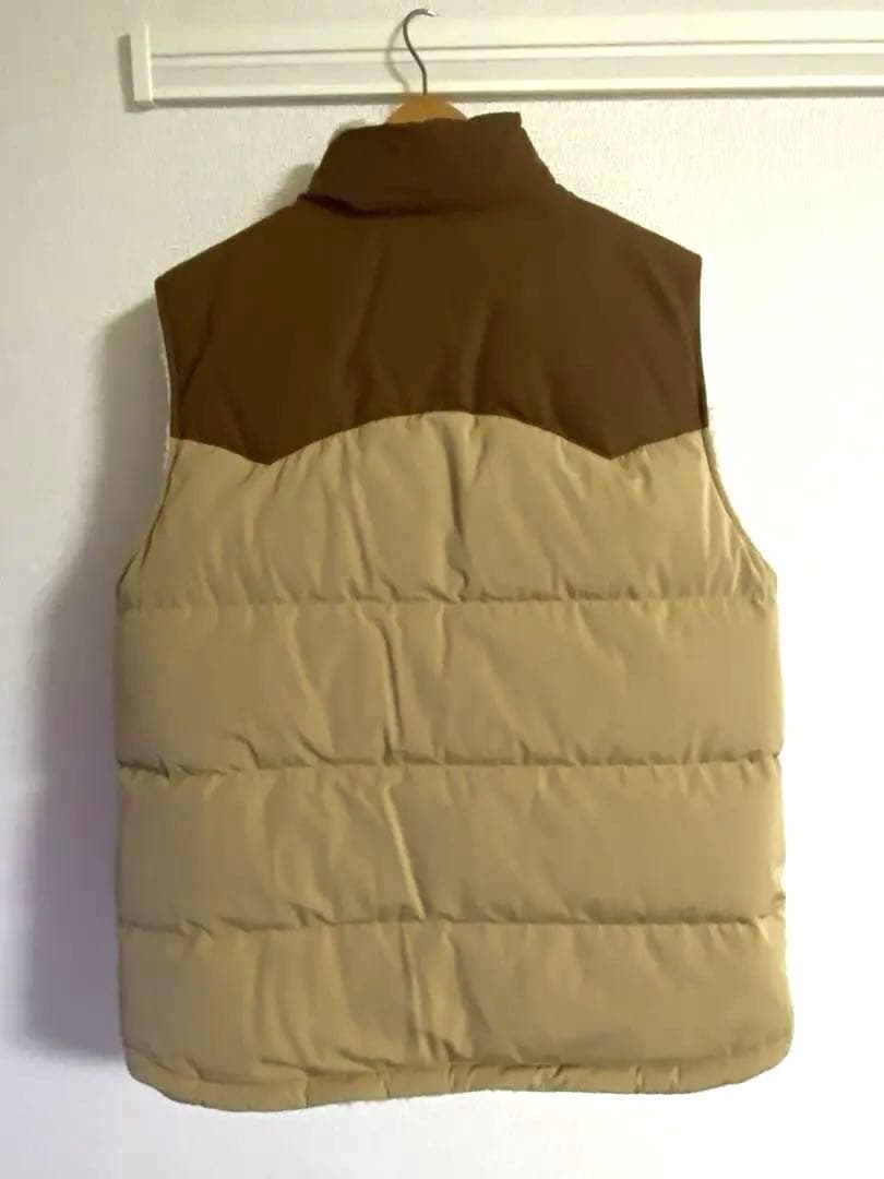 Patagonia フリースダウンベスト ベージュ　リバーシブル