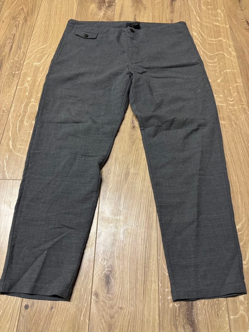 VISVIM SPORT グレー ストレートパンツ ウエスト調整可能　サイズ4